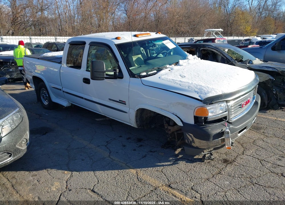 2002 GMC SIERRA 2500HD SLE VIN: 1GTHC29152E111490