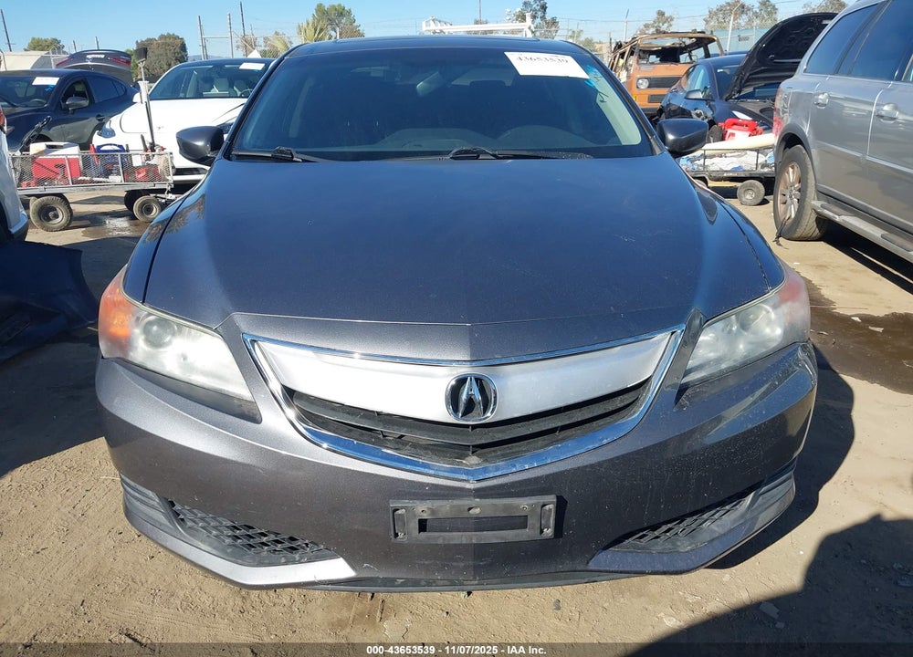 2013 ACURA ILX 2.0L VIN: 19VDE1F36DE007180