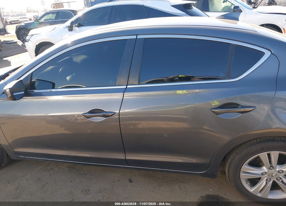 2013 ACURA ILX 2.0L VIN: 19VDE1F36DE007180