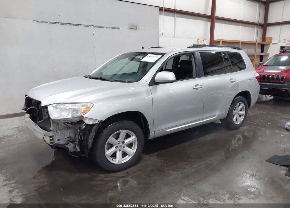2010 TOYOTA HIGHLANDER BASE V6 VIN: 5TDBK3EH1AS018797