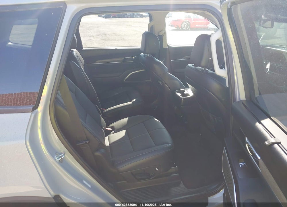 2021 KIA TELLURIDE EX VIN: 5XYP3DHC7MG184395
