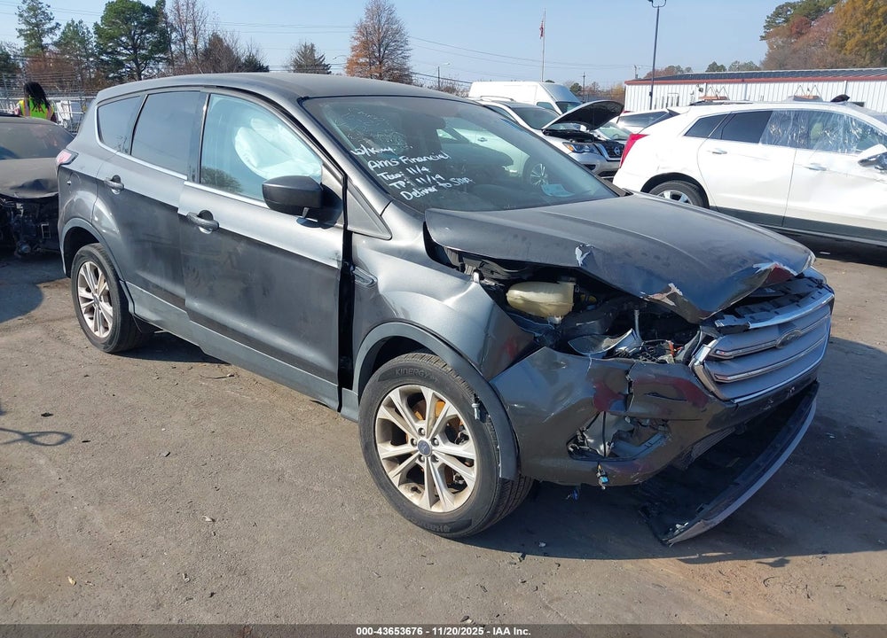2017 FORD ESCAPE SE VIN: 1FMCU0G9XHUD68370