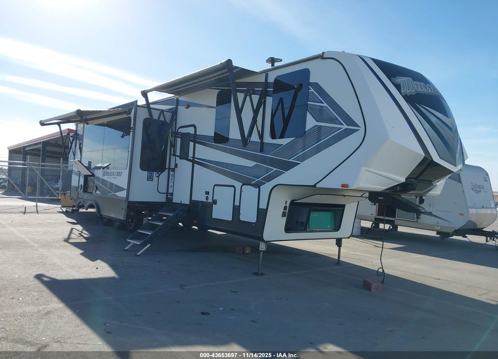 2018 GRAND DESIGN MOMENTUM VIN: 573FM4434J1207103