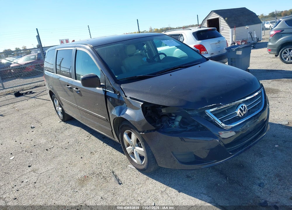 2010 VOLKSWAGEN ROUTAN SE VIN: 2V4RW3D15AR246033