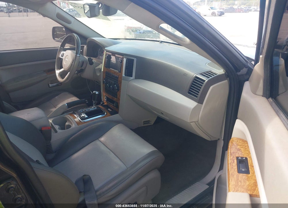 2008 JEEP GRAND CHEROKEE LIMITED VIN: 1J8HR58N38C217289