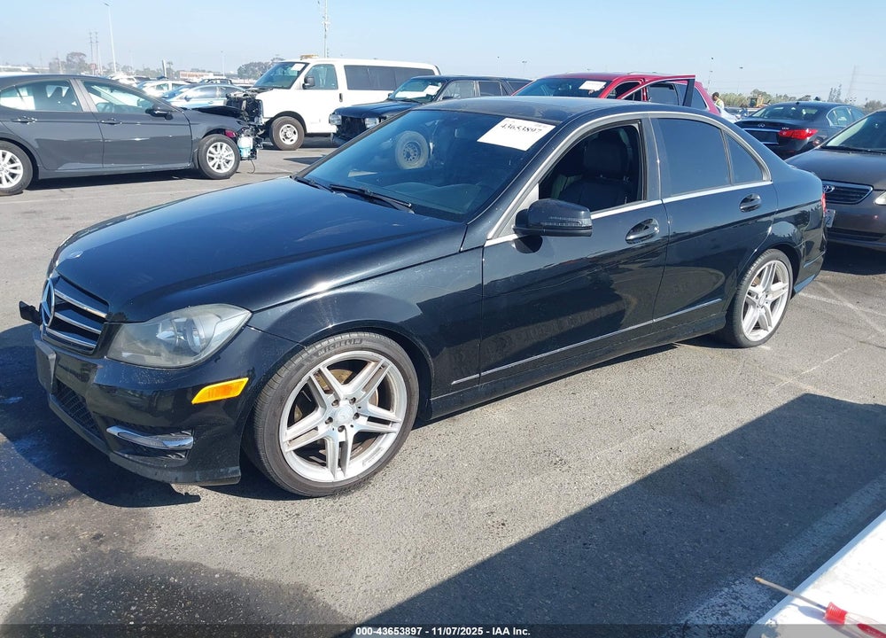 2014 MERCEDES-BENZ C 250 SPORT VIN: WDDGF4HB3EA958650