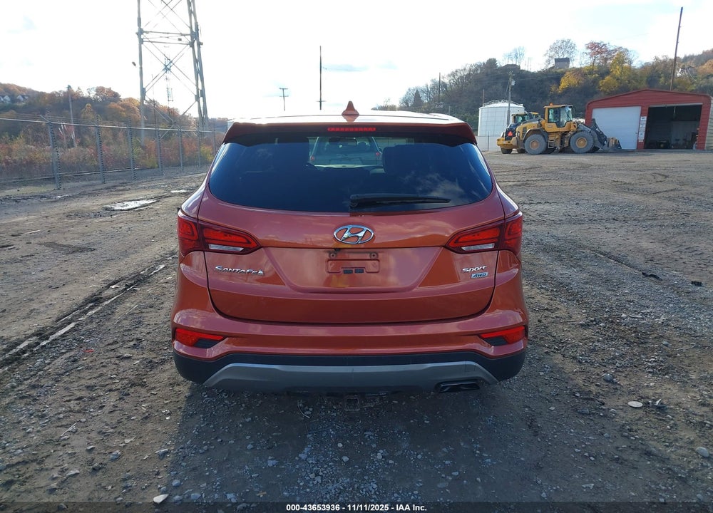 2017 HYUNDAI SANTA FE SPORT 2.4L VIN: 5XYZTDLB5HG404145