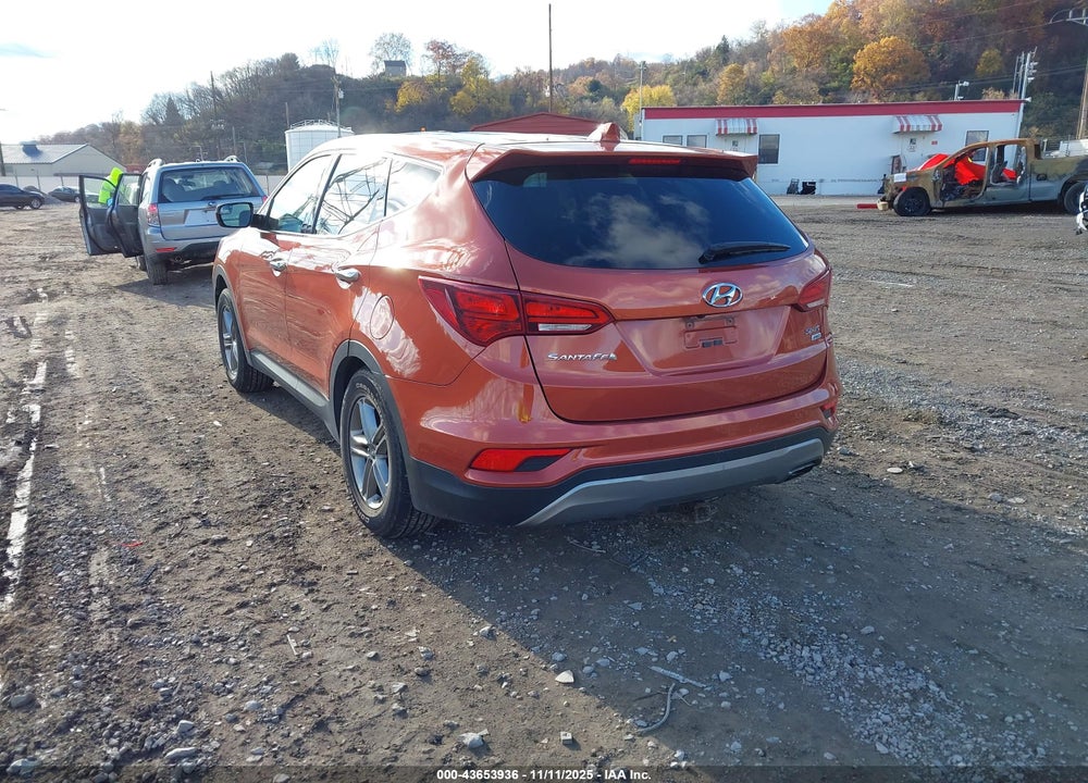 2017 HYUNDAI SANTA FE SPORT 2.4L VIN: 5XYZTDLB5HG404145