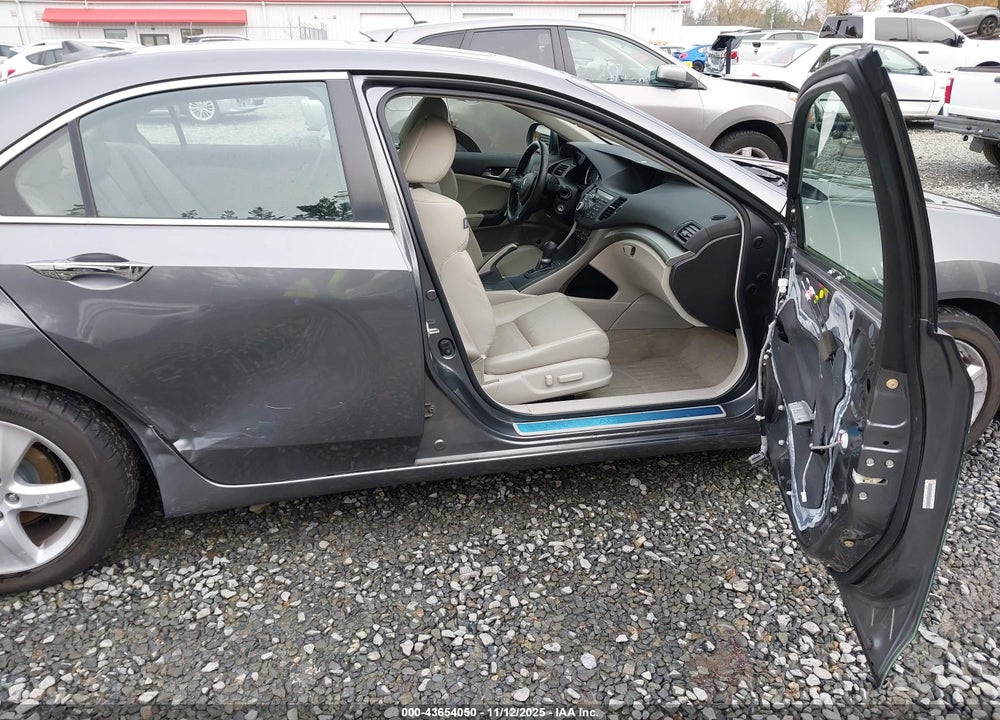 2010 ACURA TSX 2.4 VIN: JH4CU2F69AC043789