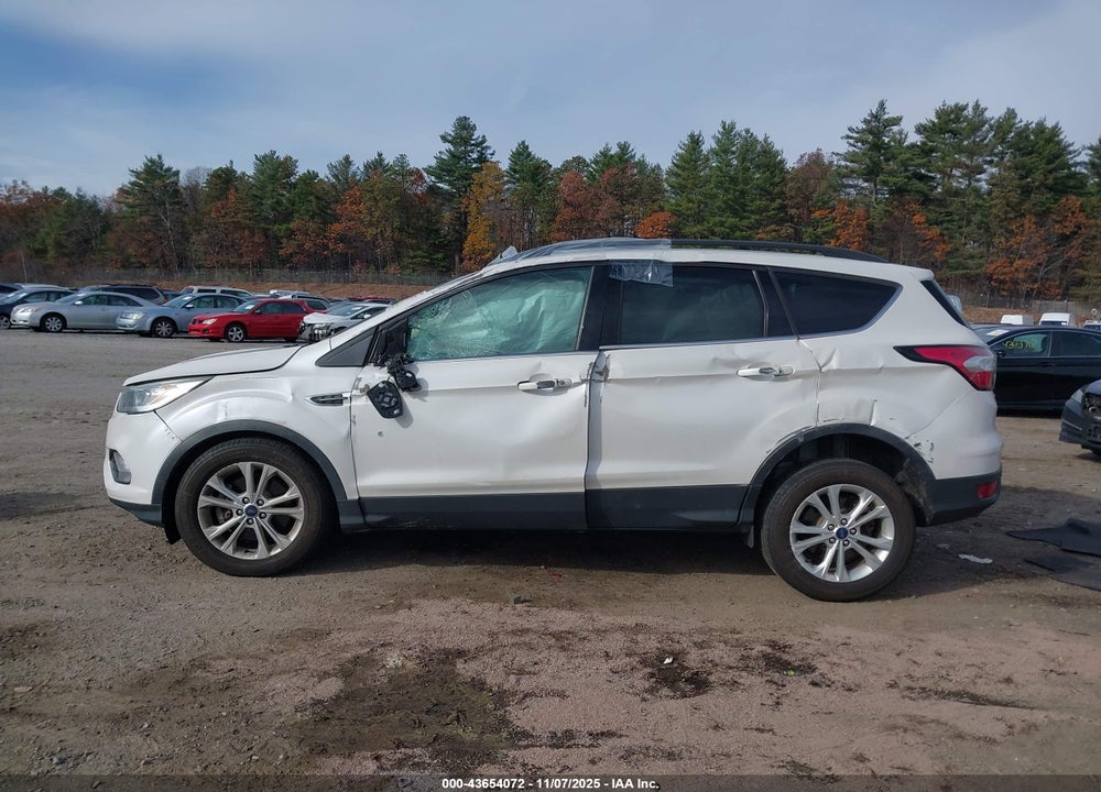 2017 FORD ESCAPE SE VIN: 1FMCU9GD9HUE83115