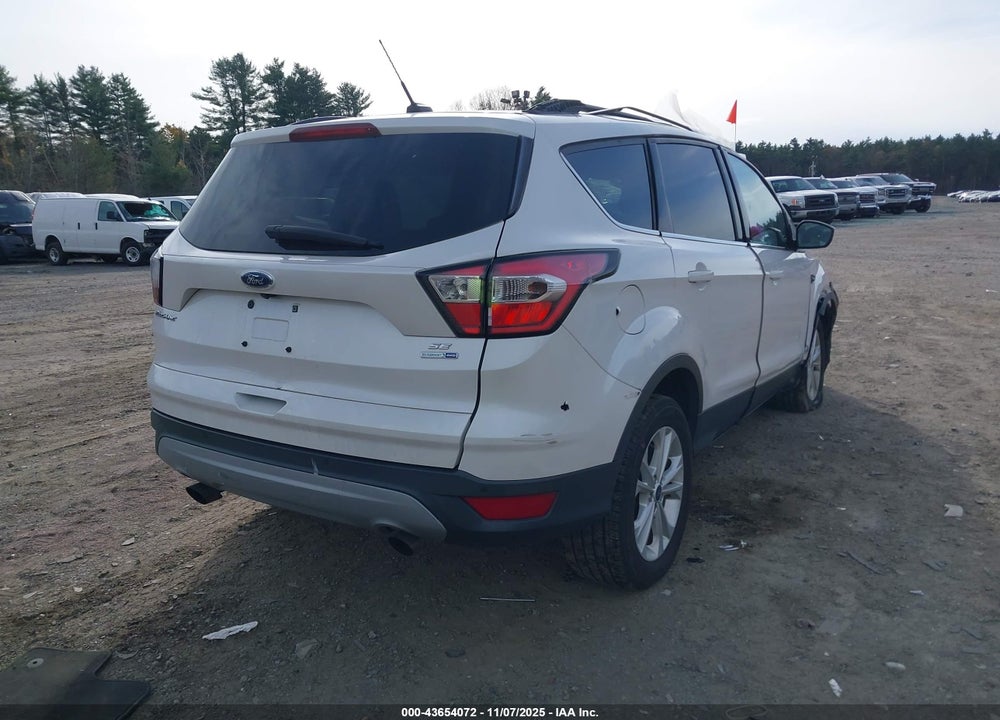 2017 FORD ESCAPE SE VIN: 1FMCU9GD9HUE83115