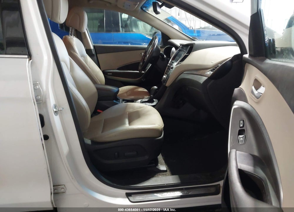 2017 HYUNDAI SANTA FE SE VIN: KM8SN4HF2HU198820