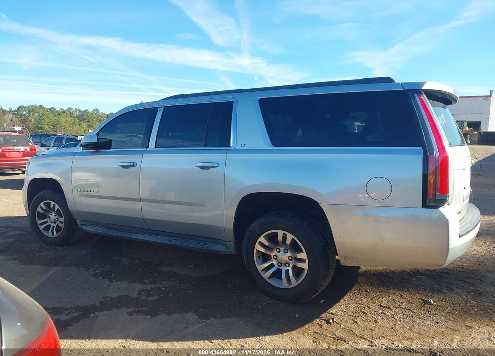 2015 CHEVROLET SUBURBAN LT VIN: 1GNSCJKC2FR539289