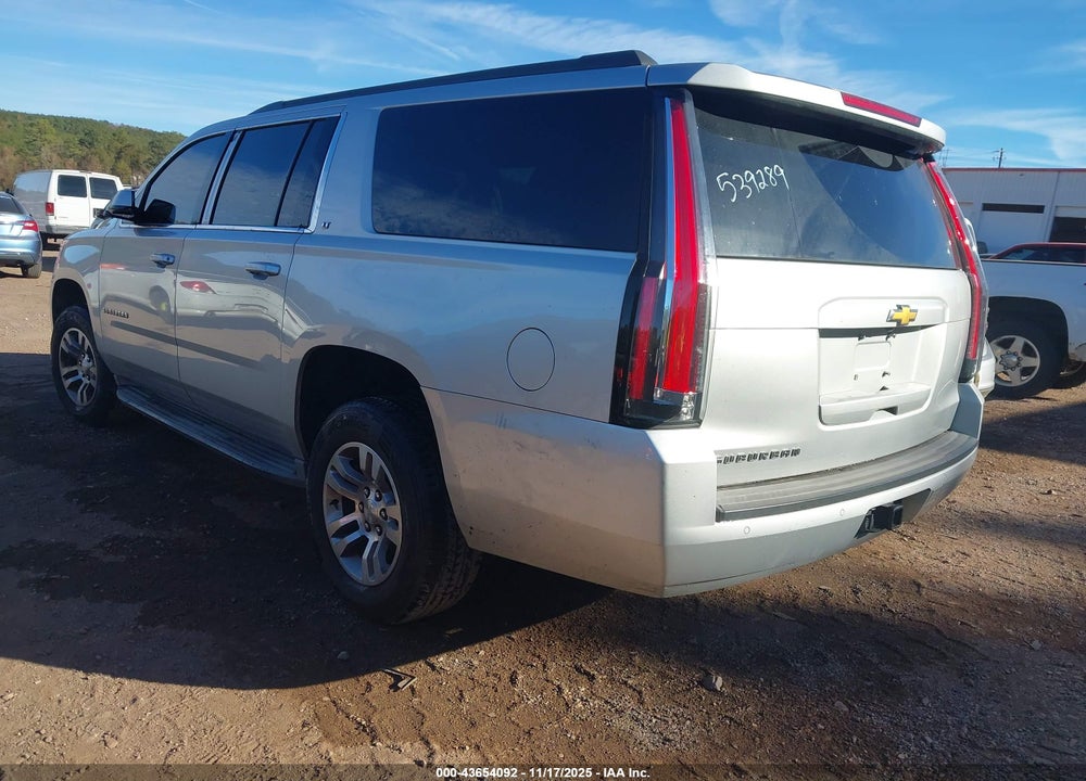 2015 CHEVROLET SUBURBAN LT VIN: 1GNSCJKC2FR539289