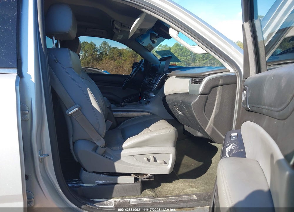 2015 CHEVROLET SUBURBAN LT VIN: 1GNSCJKC2FR539289