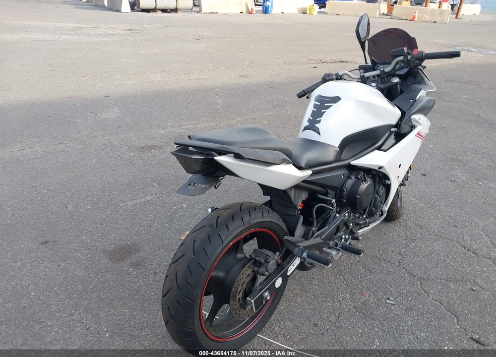 2012 YAMAHA FZ6 R VIN: JYARJ18E5CA008289
