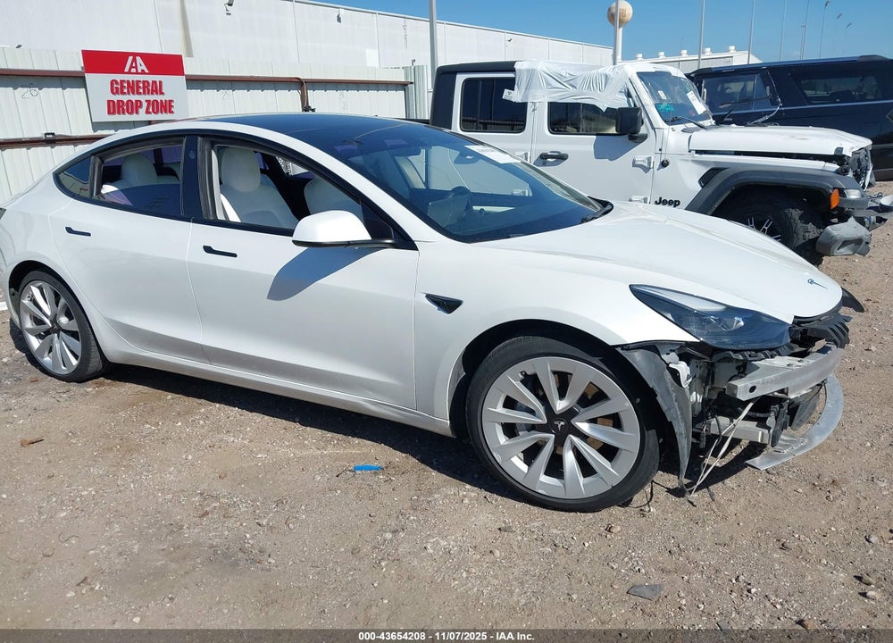 2021 TESLA MODEL 3 STANDARD RANGE PLUS REAR-WHEEL DRIVE VIN: 5YJ3E1EA4MF032060