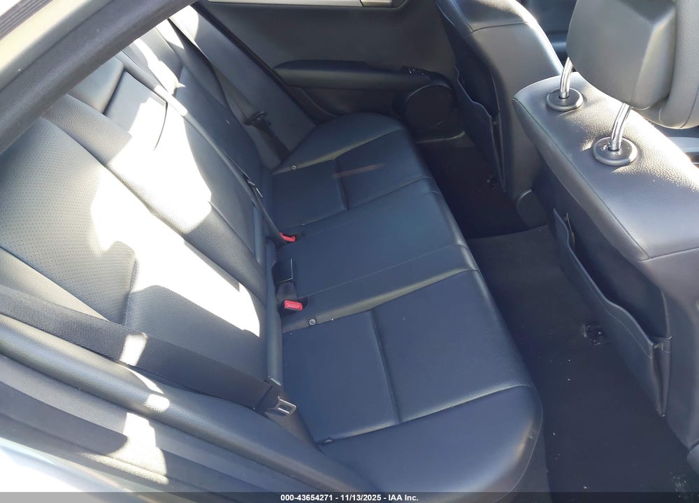 2014 MERCEDES-BENZ C CLASS VIN: WDDGF8AB2ER313426