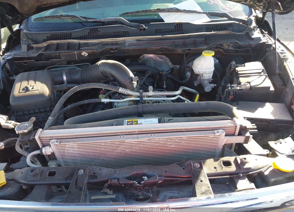 2019 RAM 1500 CLASSIC VIN: 1C6RR6LT1KS622322
