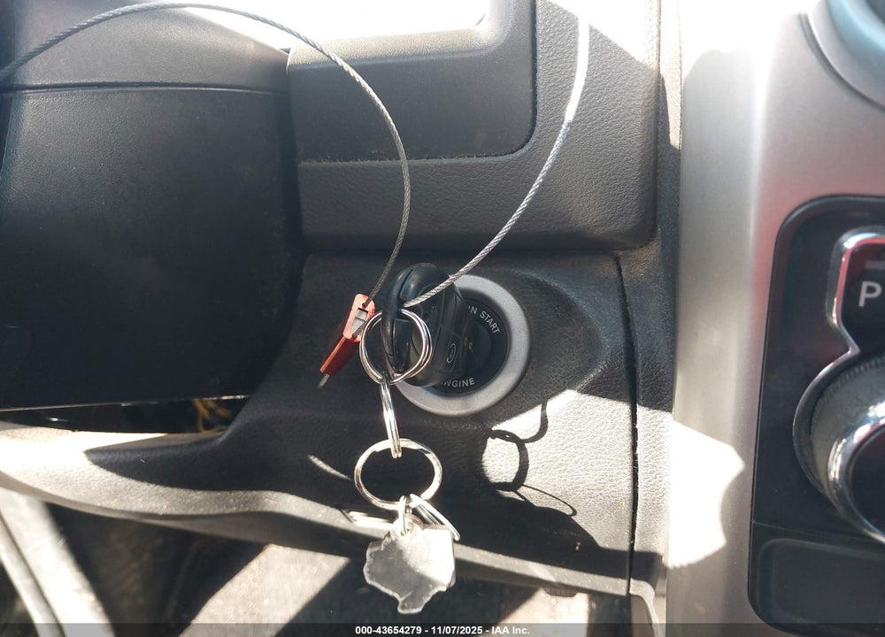 2019 RAM 1500 CLASSIC VIN: 1C6RR6LT1KS622322