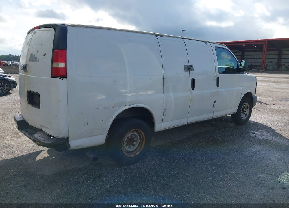 2008 CHEVROLET EXPRESS WORK VAN VIN: 1GCGG25C381178449