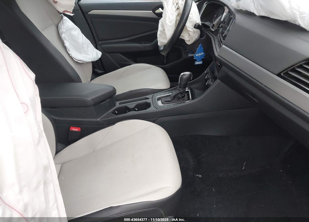 2020 VOLKSWAGEN JETTA VIN: 3VWC57BU4LM080022