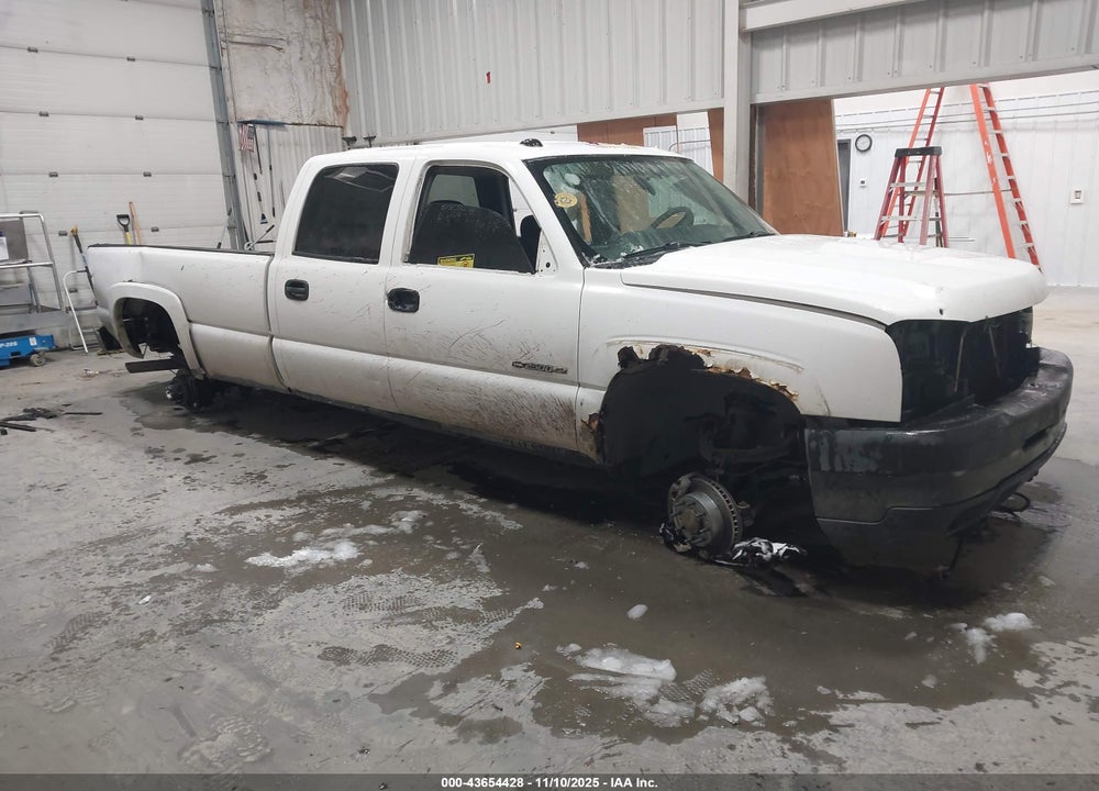 2005 CHEVROLET SILVERADO 2500HD VIN: 1GCHK23UX5F822591