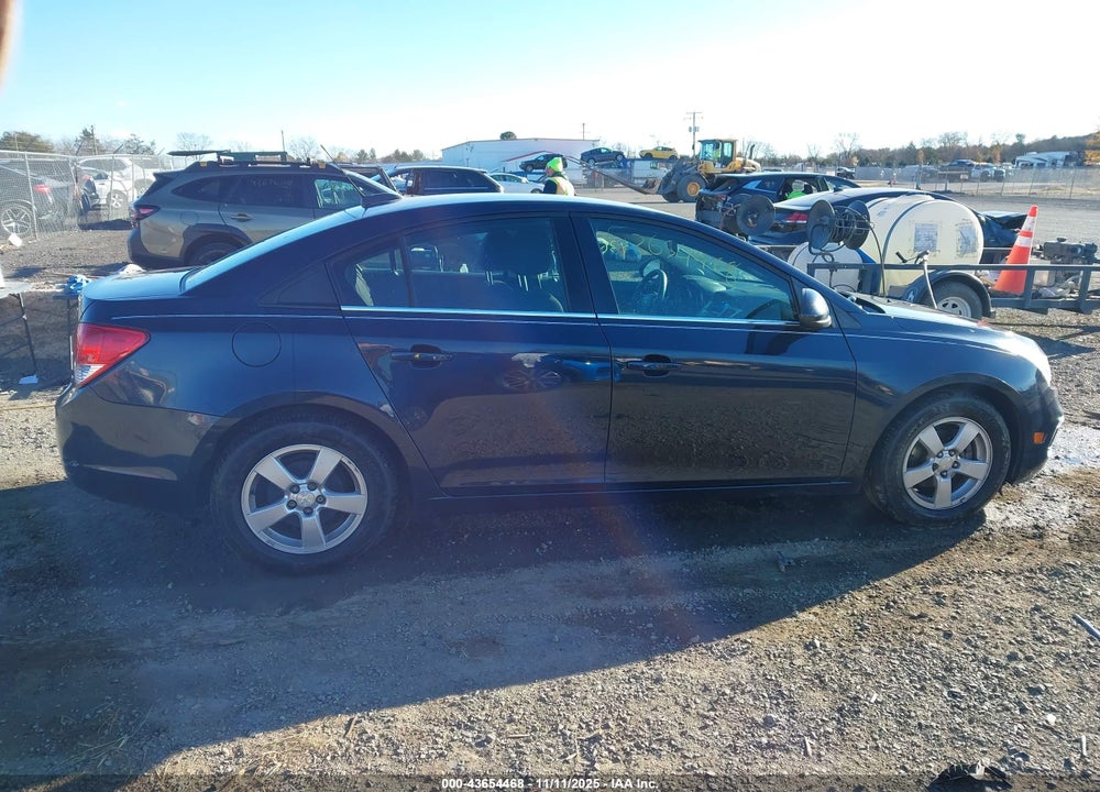 2015 CHEVROLET CRUZE 1LT AUTO VIN: 1G1PC5SB2F7102605