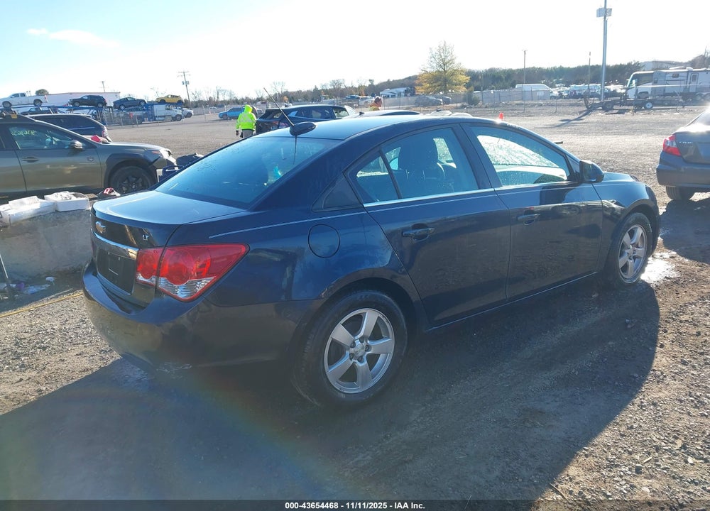 2015 CHEVROLET CRUZE 1LT AUTO VIN: 1G1PC5SB2F7102605