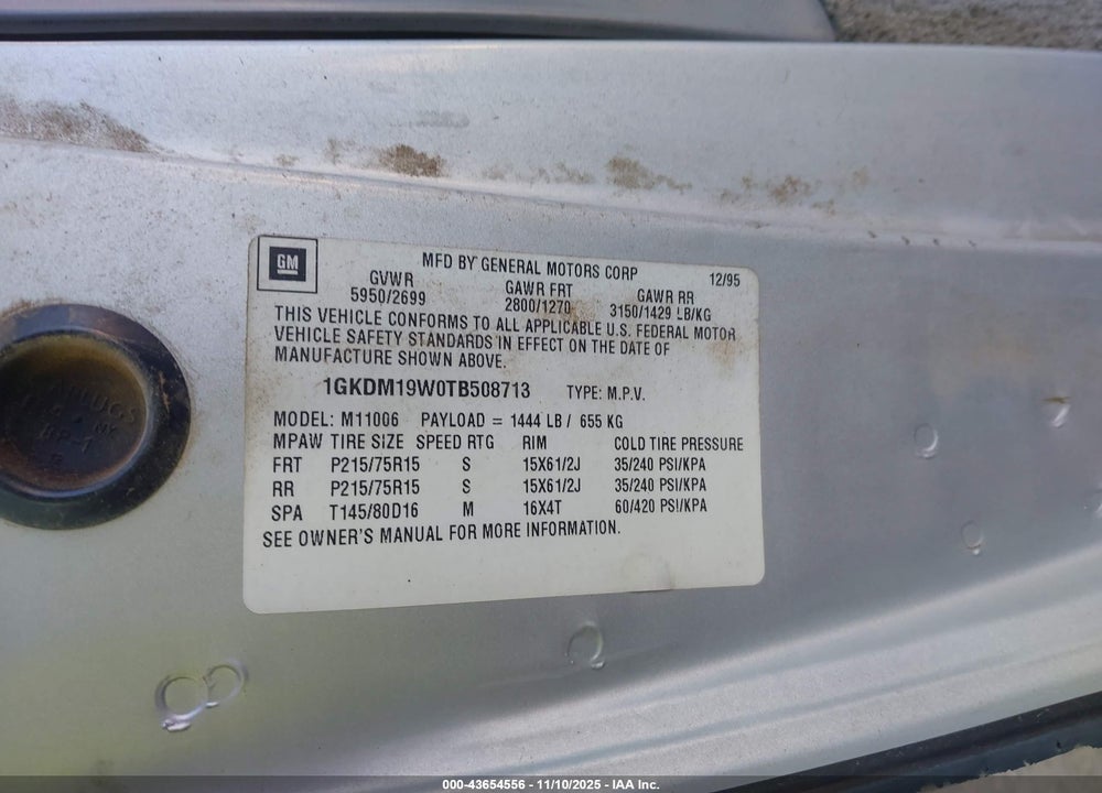 1996 GMC SAFARI XT VIN: 1GKDM19W0TB508713