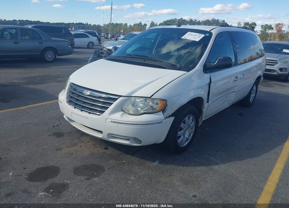 2005 CHRYSLER TOWN & COUNTRY TOURING VIN: 2C4GP54L45R452798