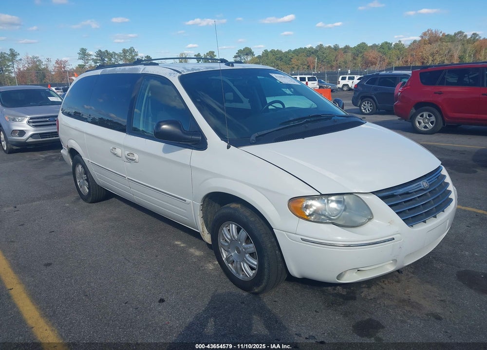 2005 CHRYSLER TOWN & COUNTRY TOURING VIN: 2C4GP54L45R452798