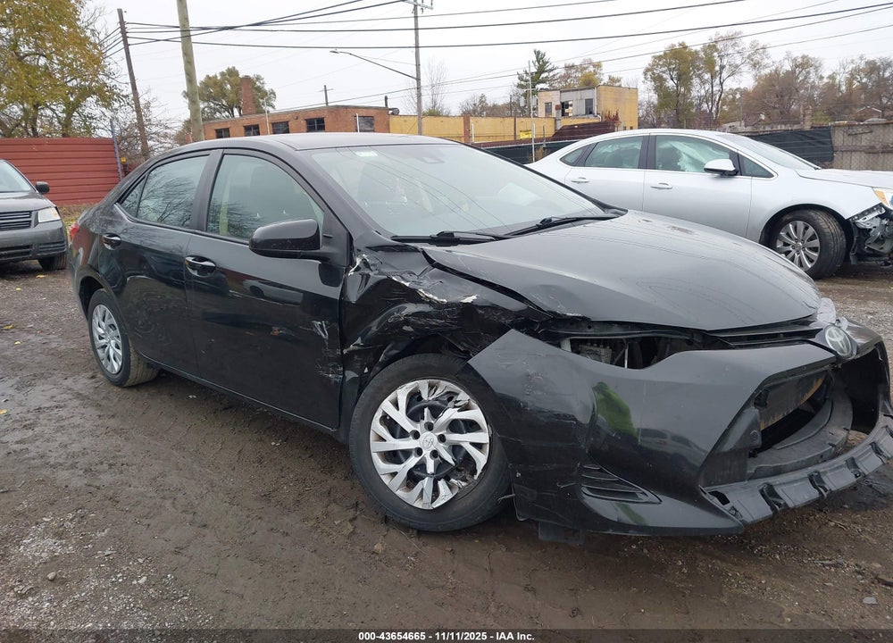 2017 TOYOTA COROLLA LE VIN: 2T1BURHE2HC846570