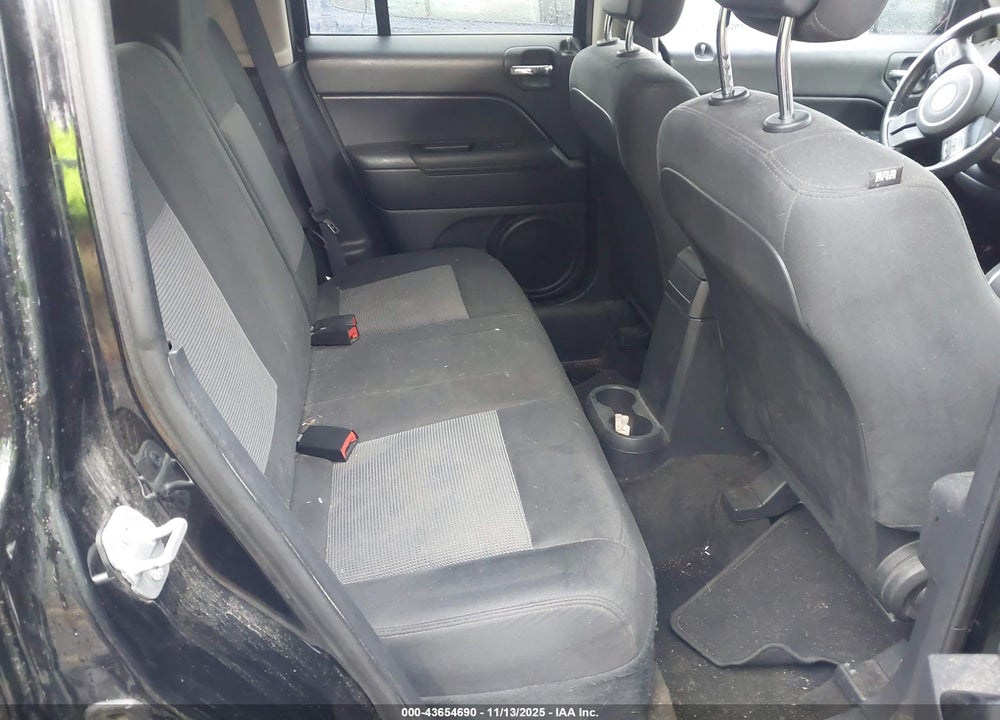 2015 JEEP PATRIOT LATITUDE VIN: 1C4NJRFBXFD270080