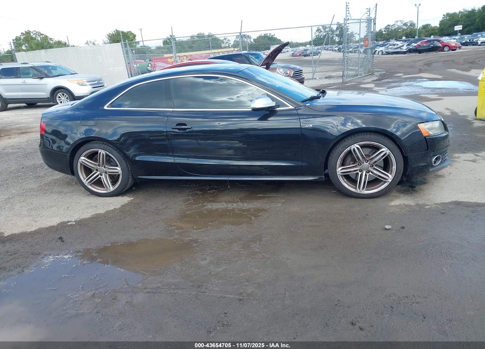 2010 AUDI S5 4.2 PREMIUM PLUS VIN: WAUVVAFR3AA034462