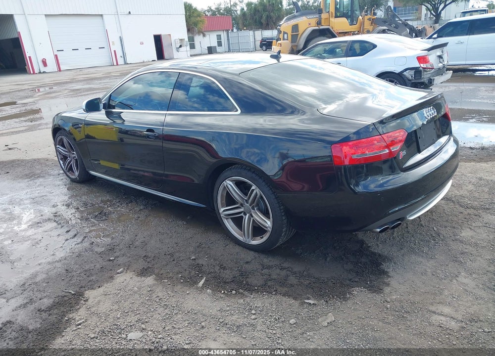 2010 AUDI S5 4.2 PREMIUM PLUS VIN: WAUVVAFR3AA034462