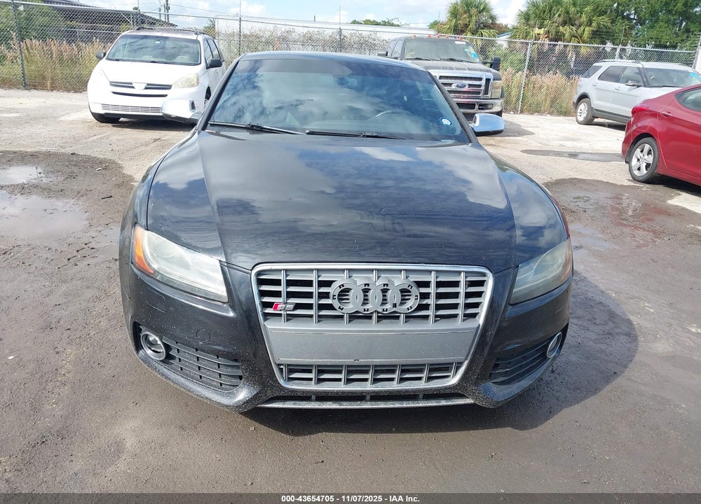 2010 AUDI S5 4.2 PREMIUM PLUS VIN: WAUVVAFR3AA034462