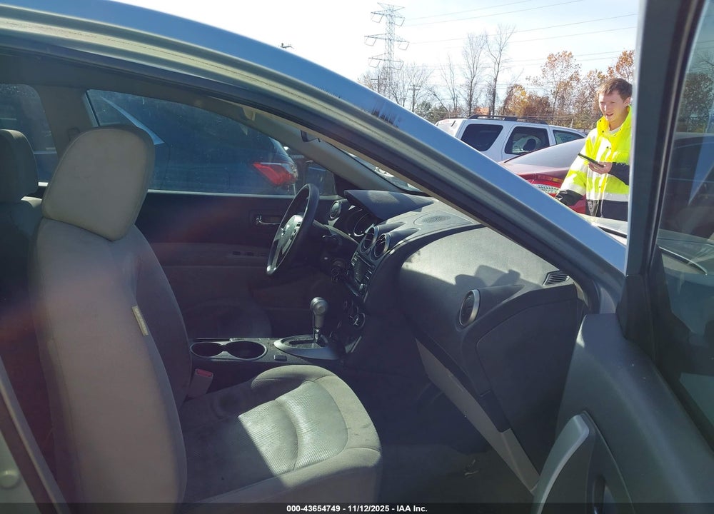 2013 NISSAN ROGUE S VIN: JN8AS5MT5DW041991