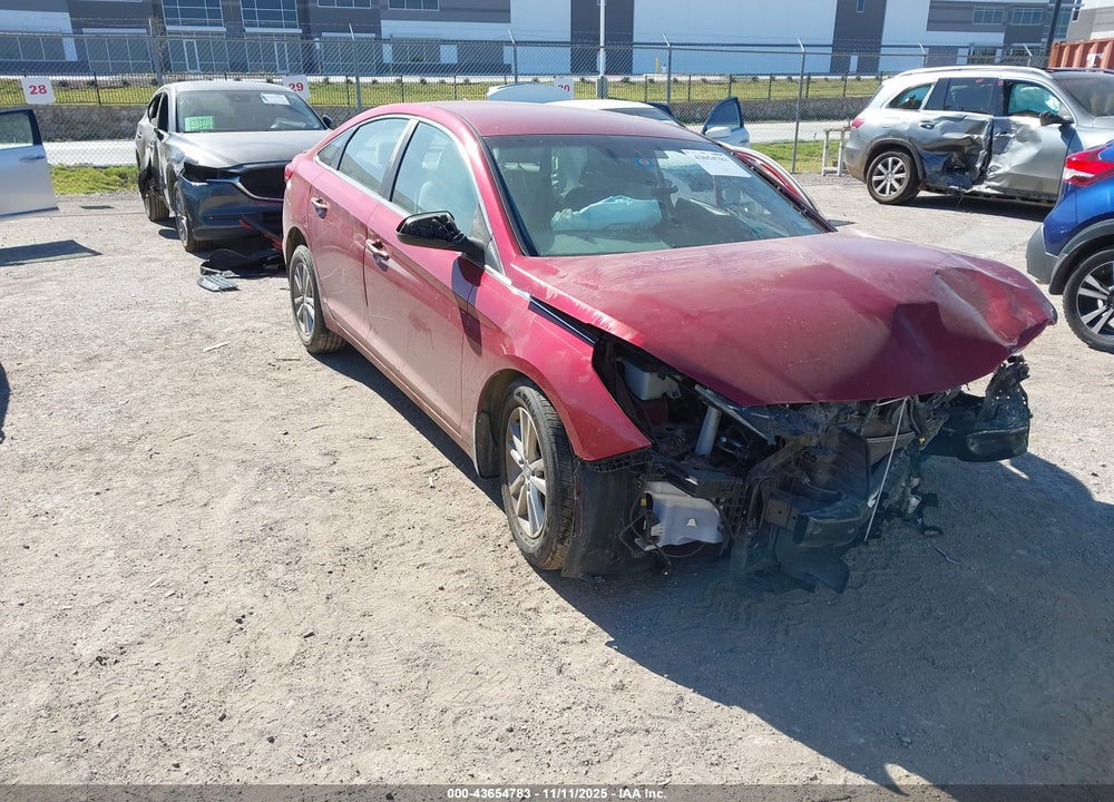 2015 HYUNDAI SONATA SE VIN: 5NPE24AF6FH162740