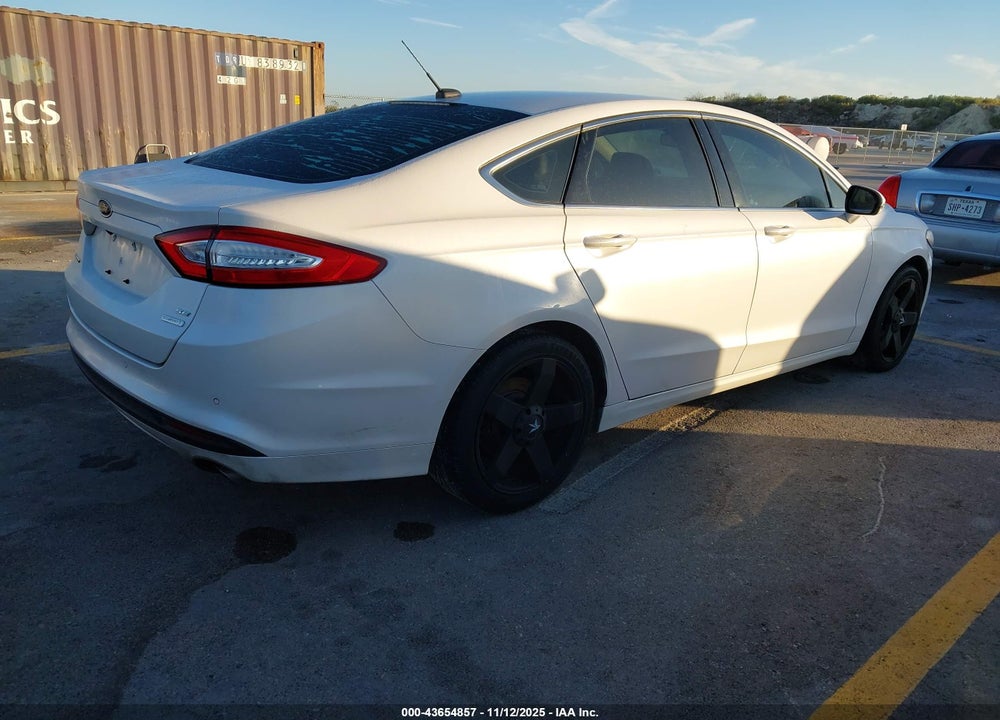 2016 FORD FUSION SE VIN: 3FA6P0HD0GR322750