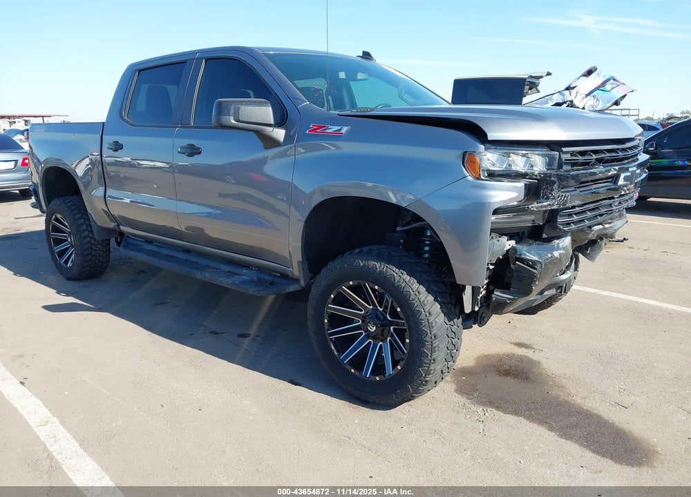2021 CHEVROLET SILVERADO 1500 4WD  SHORT BED LT TRAIL BOSS VIN: 1GCPYFED6MZ345623