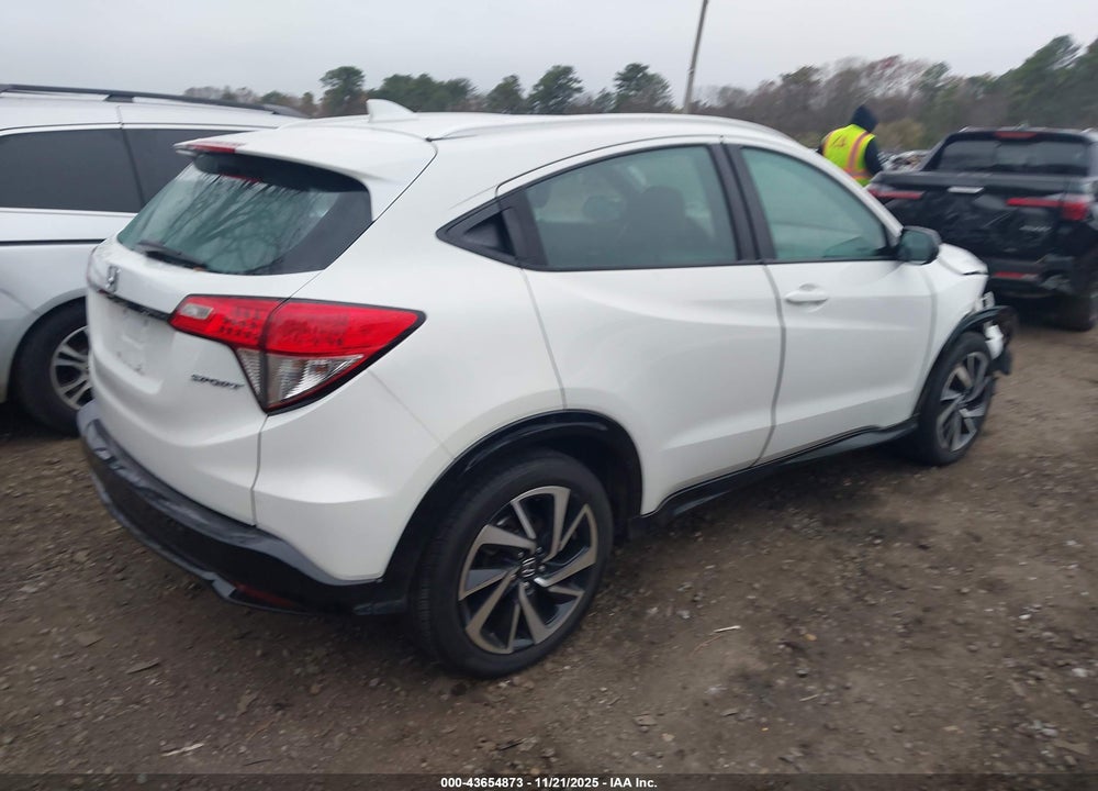 2020 HONDA HR-V VIN: 3CZRU6H17LM731001