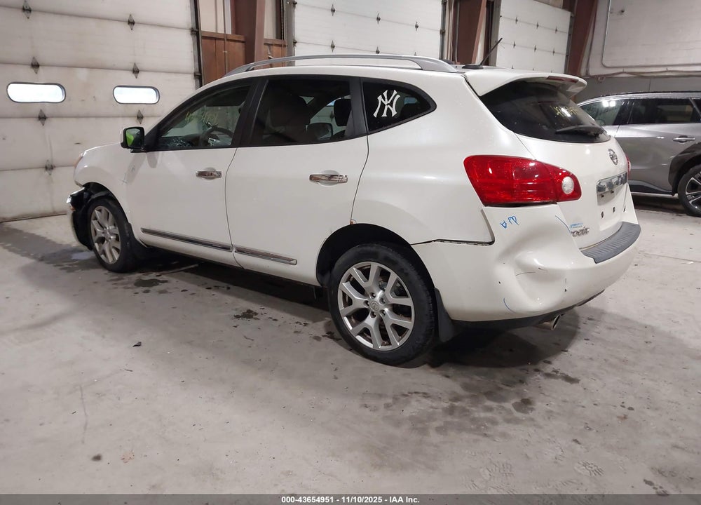 2011 NISSAN ROGUE VIN: JN8AS5MV5BW271867