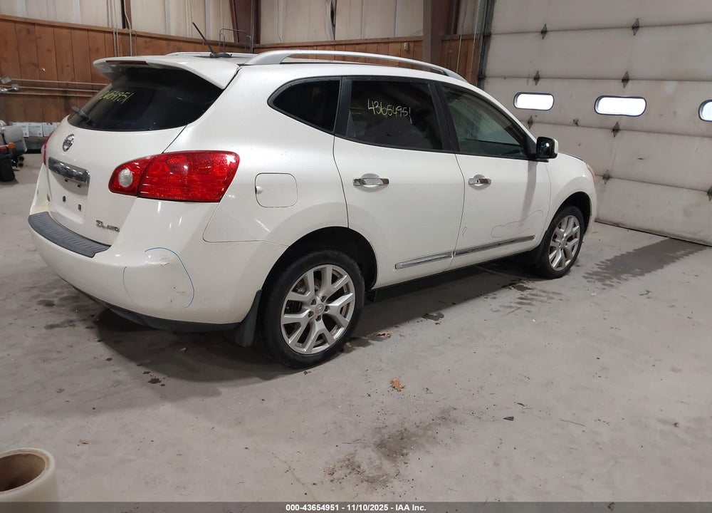 2011 NISSAN ROGUE VIN: JN8AS5MV5BW271867