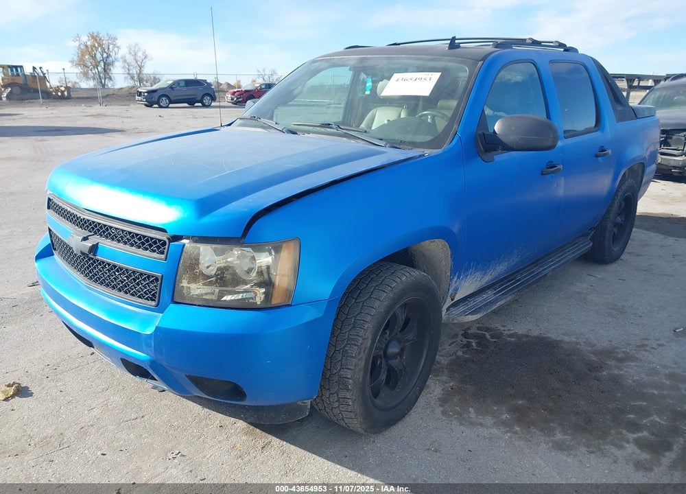 2011 CHEVROLET AVALANCHE 1500 LTZ VIN: 3GNTKGE37BG202732
