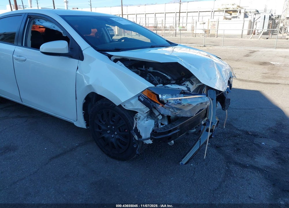 2018 TOYOTA COROLLA VIN: 5YFBURHE3JP747293
