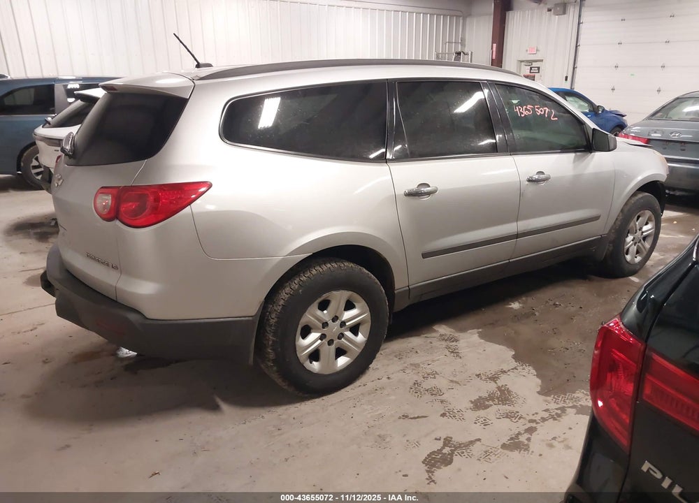 2011 CHEVROLET TRAVERSE VIN: 1GNKVFED9BJ393722