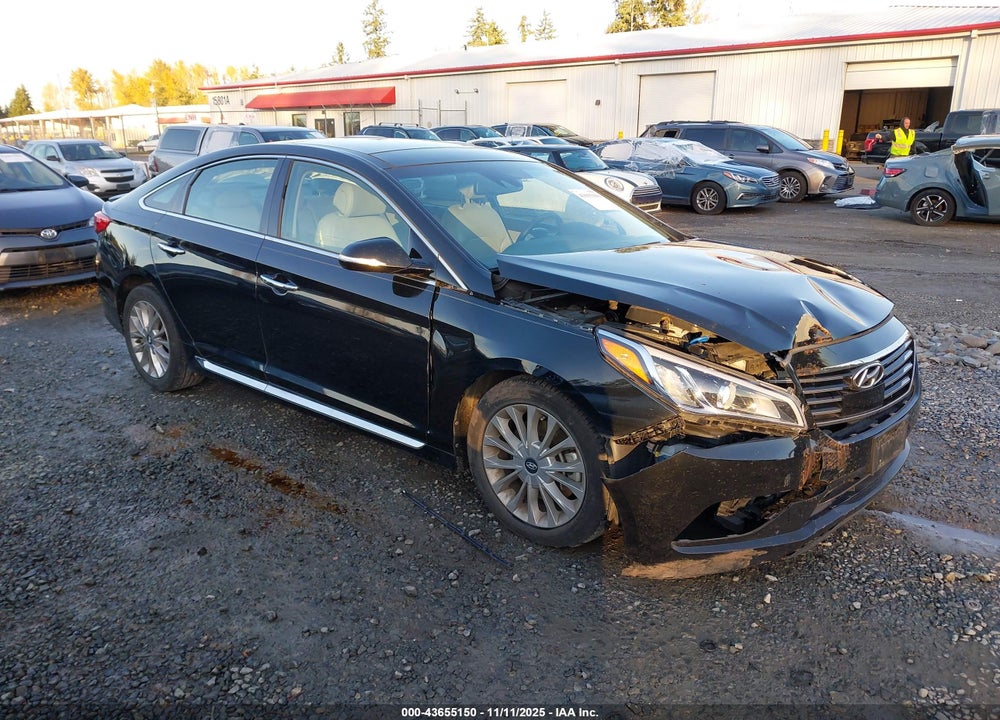 2015 HYUNDAI SONATA LIMITED VIN: 5NPE34AF9FH038202