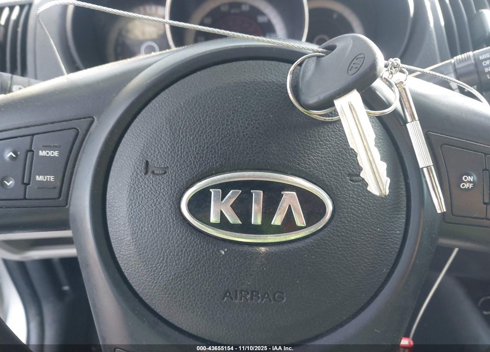 2013 KIA FORTE EX VIN: KNAFU4A2XD5738870