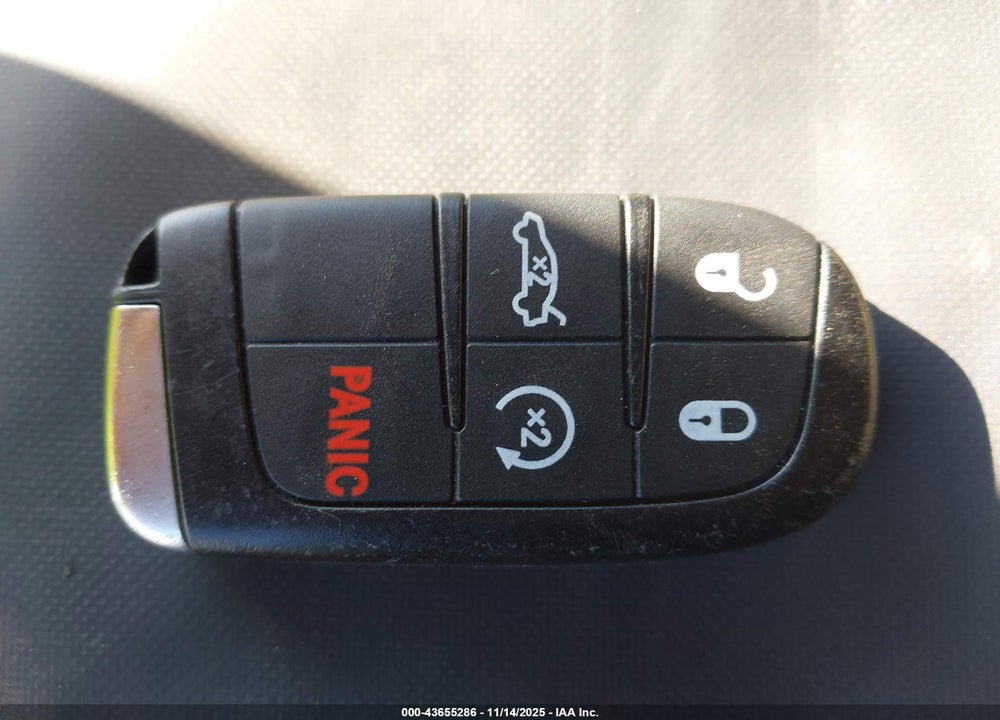 2019 DODGE CHALLENGER VIN: 2C3CDZGG8KH611261